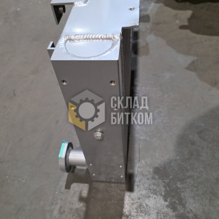 Радиатор масляный Hyundai R210LC-9, R210W-9, R250LC-9 11Q6-40640