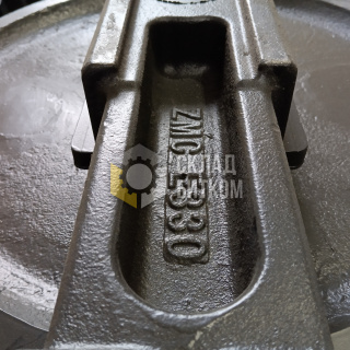 102-8152 Направляющее колесо / ленивец Caterpillar 330D