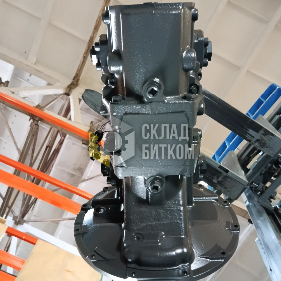 Основной насос Komatsu PC220-7
