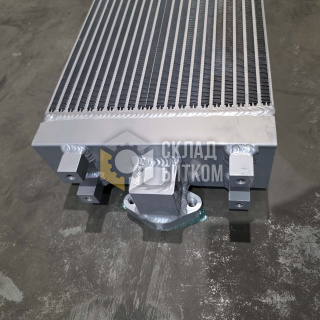 Радиатор масляный Кomatsu PC200-8 20Y-03-42570