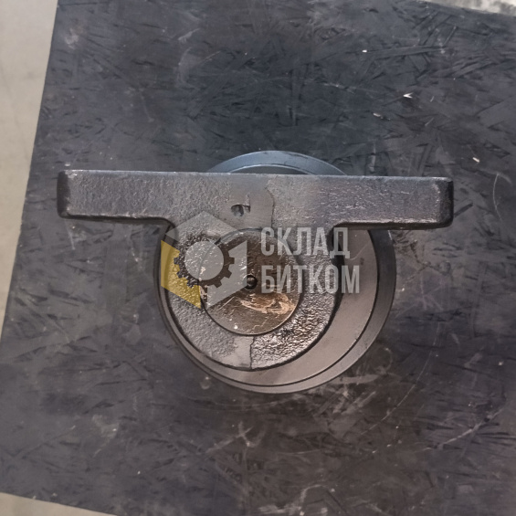 JSA0049 Каток поддерживающий JCB JS330