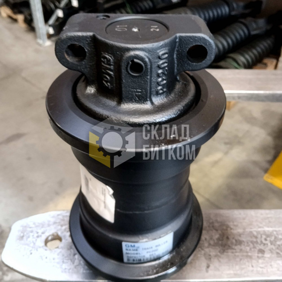 20Y-30-00011 Каток опорный Komatsu PC200-7