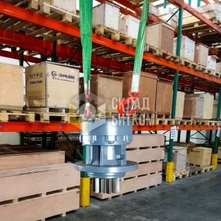 LNM0437 Редуктор поворота Case CX130
