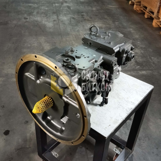 Основной насос Komatsu PC200-7