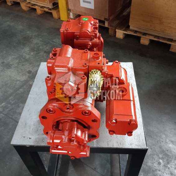 Основной насос Hyundai R160LC-7