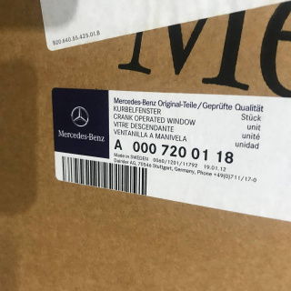 A0007200118 Стекло двери передней правой Mercedes-Benz Actros