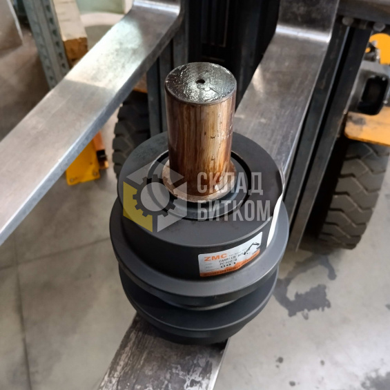 207-30-00550 Каток поддерживающий Komatsu PC300-8