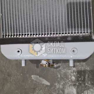 Радиатор водяной Hitachi ZX200-3, ZX200LC-3 4650352