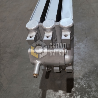 Радиатор масляный Кomatsu PC200-8 20Y-03-41121