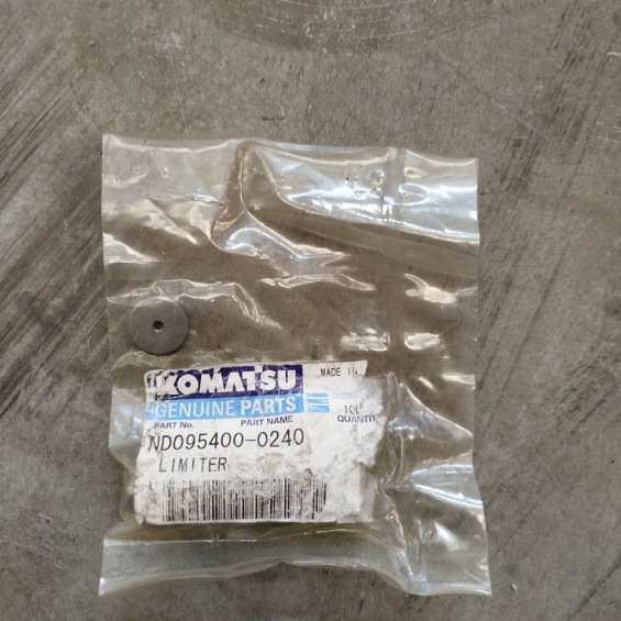 Датчик давления топлива Komatsu PC400