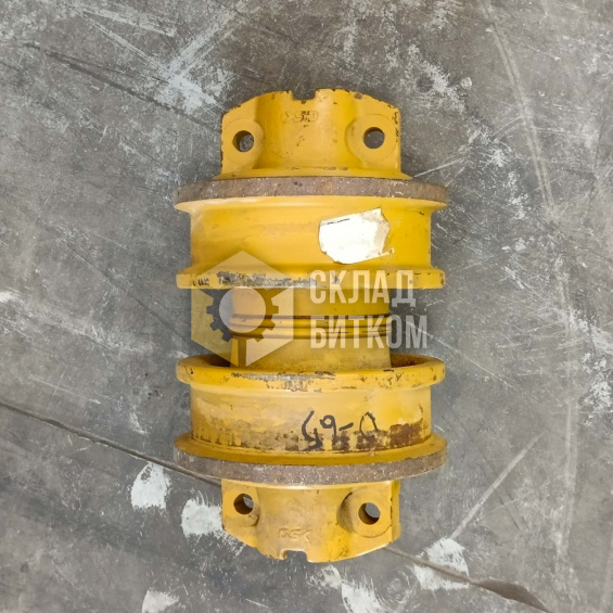 14X-30-14321 Каток опорный двубортный Komatsu D65