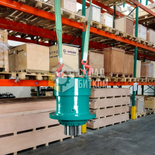 YN32W00004F1 Редуктор поворота Kobelco E215, EH215