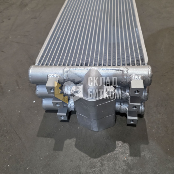 Радиатор масляный Кomatsu PC200-8 20Y-03-41121