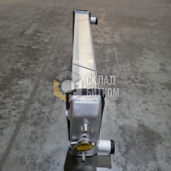 Радиатор водяной Hitachi ZX160LC-3, ZX180LC-3 4668375