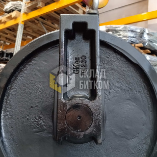 270-00063 Направляющее колесо / ленивец Doosan DX225LC