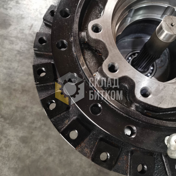 9243839 Редуктор хода Hitachi ZX240-3, ZX240-3G, ZX240LC-3G, ZX240-5G, ZX250LC-3