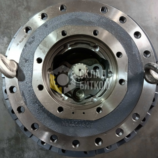 YN15V00011F1 Редуктор хода Kobelco HD1023